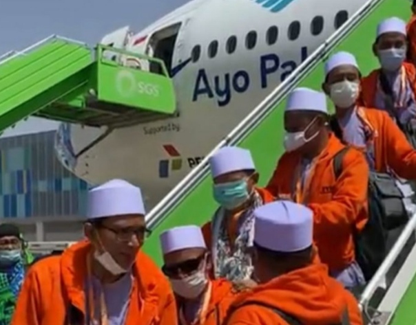 Kabar Gembira, Sukses Berangkatkan Puluhan Tuna Netra, Mayjen (Purn) Tatang Zaenudin Jadi Panutan