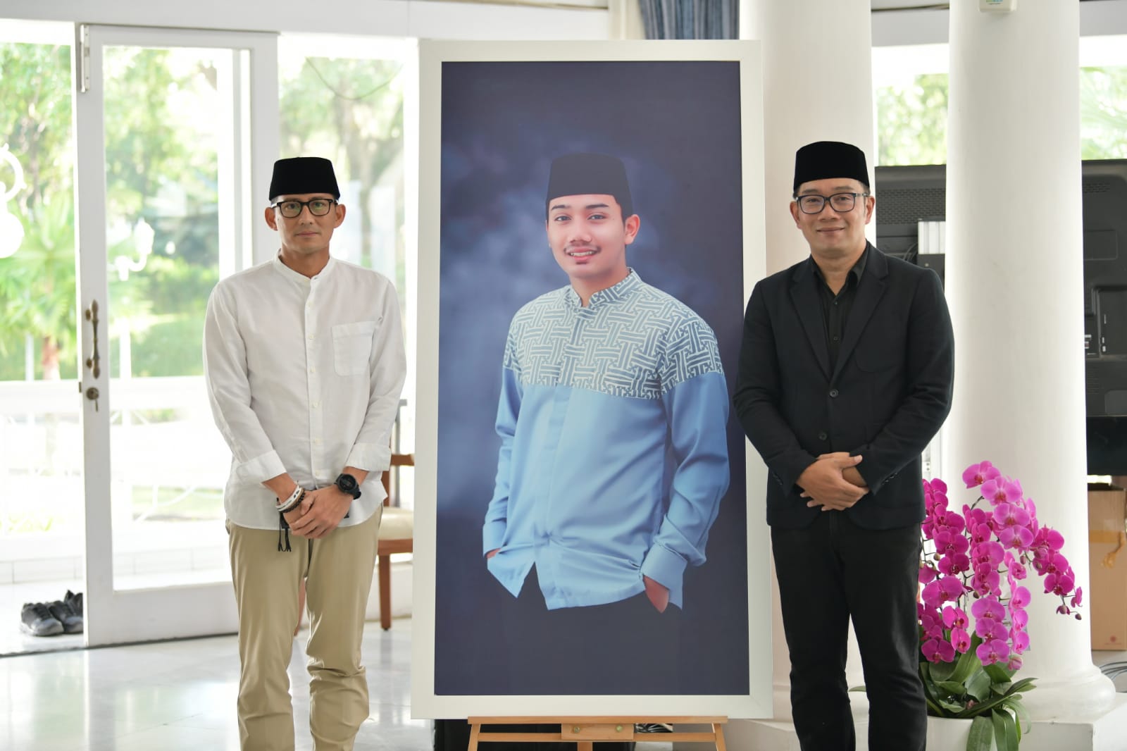 Menparekraf Sandiaga Uno Takziah ke Rumah Dinas Gubernur Ridwan Kamil