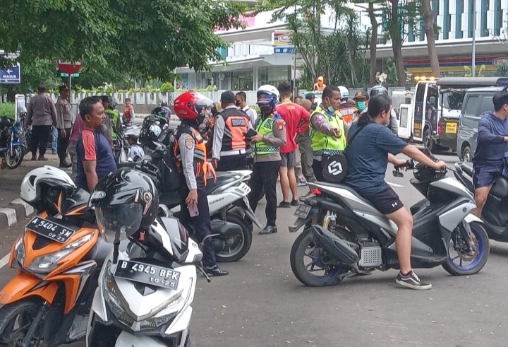 Tanggapi Banyaknya Keluhan Masyarakat Polres Metro Jakarta Barat,Dinas Perhubungan,Satpol PP,Gelar Razia Parkir Liar