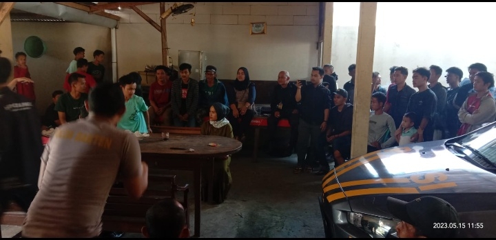 Aliansi Pemuda Desa Cinoyong dan Warga Minta Ketegasan Polsek Carita Menangkap Pelaku Pengeroyokan