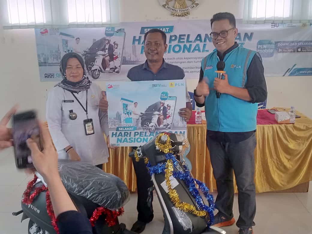 PLN Berikan Hadiah Sebagai Bentuk Apresiasi Terhadap Pelanggan Yang Tertib Pembayaran