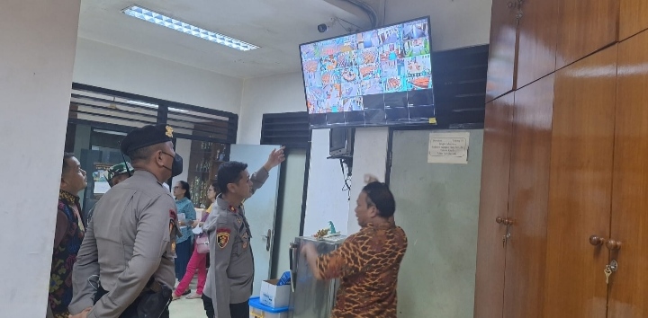 Polsek Tanjung Duren Amankan Ibadah Natal, Lakukan Security Assessment Di Gereja Wilayah Grogol Petamburan