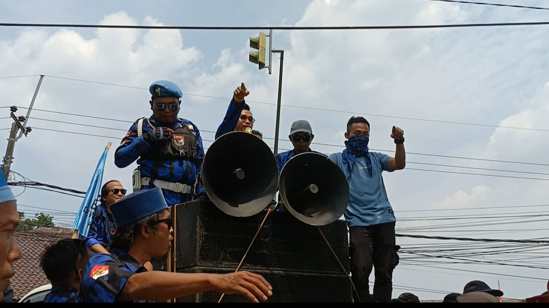 Ormas Badak Banten Dukung Penuh Penertiban Kabel Internet Semerawut di Lebak Selatan