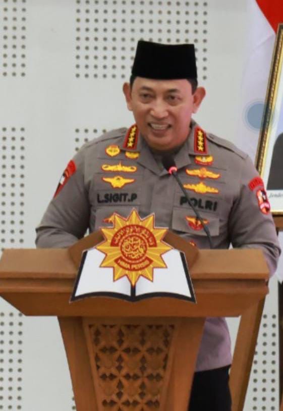 Hadiri Penutupan Pleno Hima Persis, Kapolri : Mari Jaga Keberagaman Untuk Wujudkan Indonesia Emas 2045