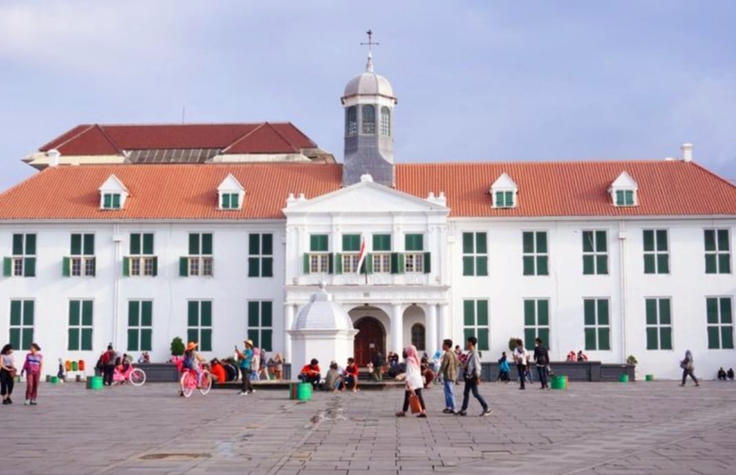 Menelusuri Bangunan Bersejarah di Kota Tua Jakarta