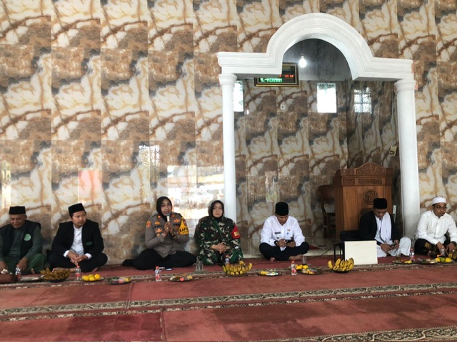 Jalin Silaturahmi, Kapolsek Dramaga Hadiri Pengajian Rutin Bulanan MUI