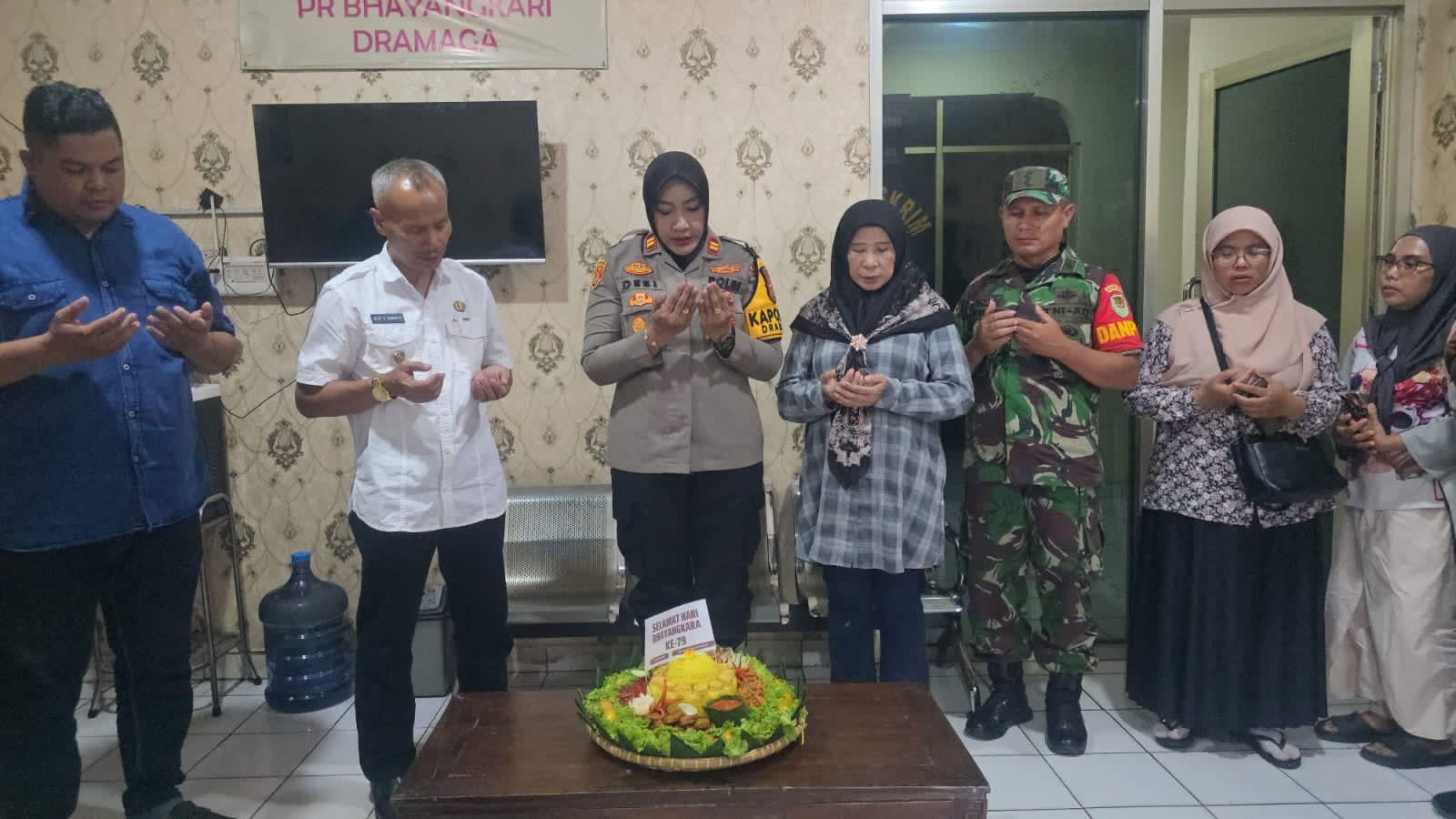 Forkompimcam Dramaga Datangi Polsek Dramaga Beri Ucapan HUT Bhayangkara ke-79