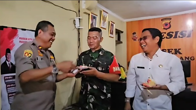 Tiga Pilar Kecamatan Cibungbulang Berikan Kejutan, di HUT Bhayangkara ke-79