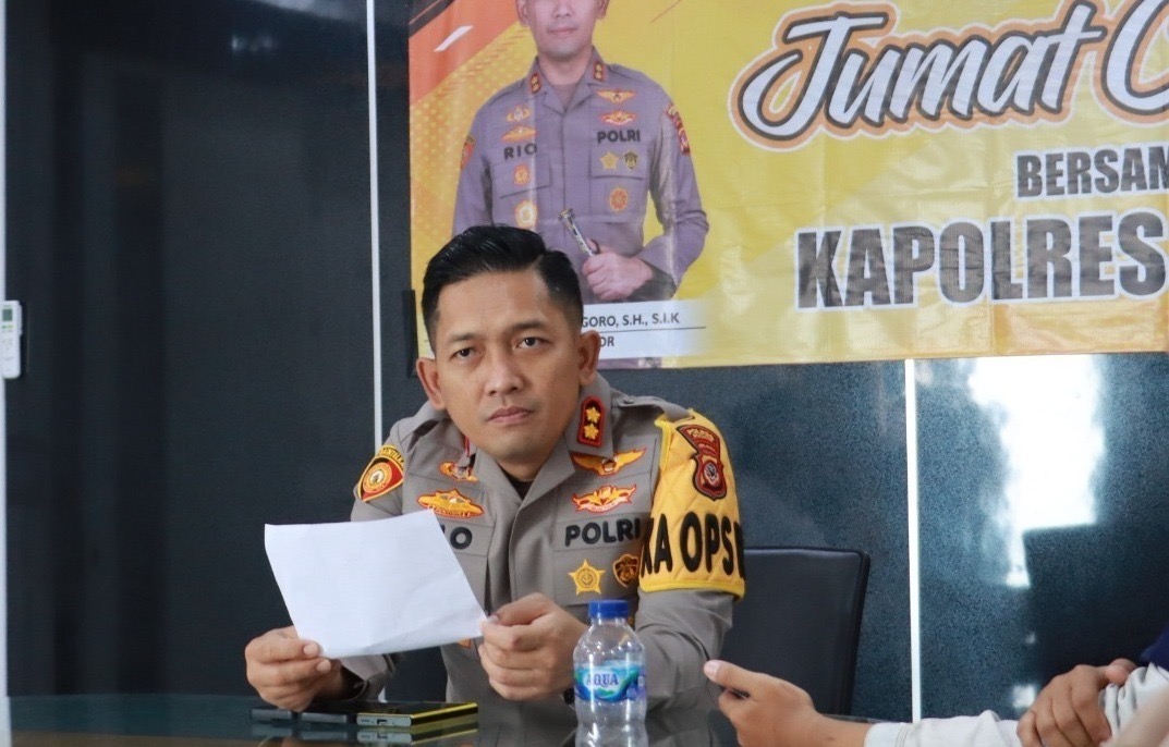 Kapolres Bogor Gelar “Jumat Curhat” Bersama Masyarakat dan Personel Polres Bogor