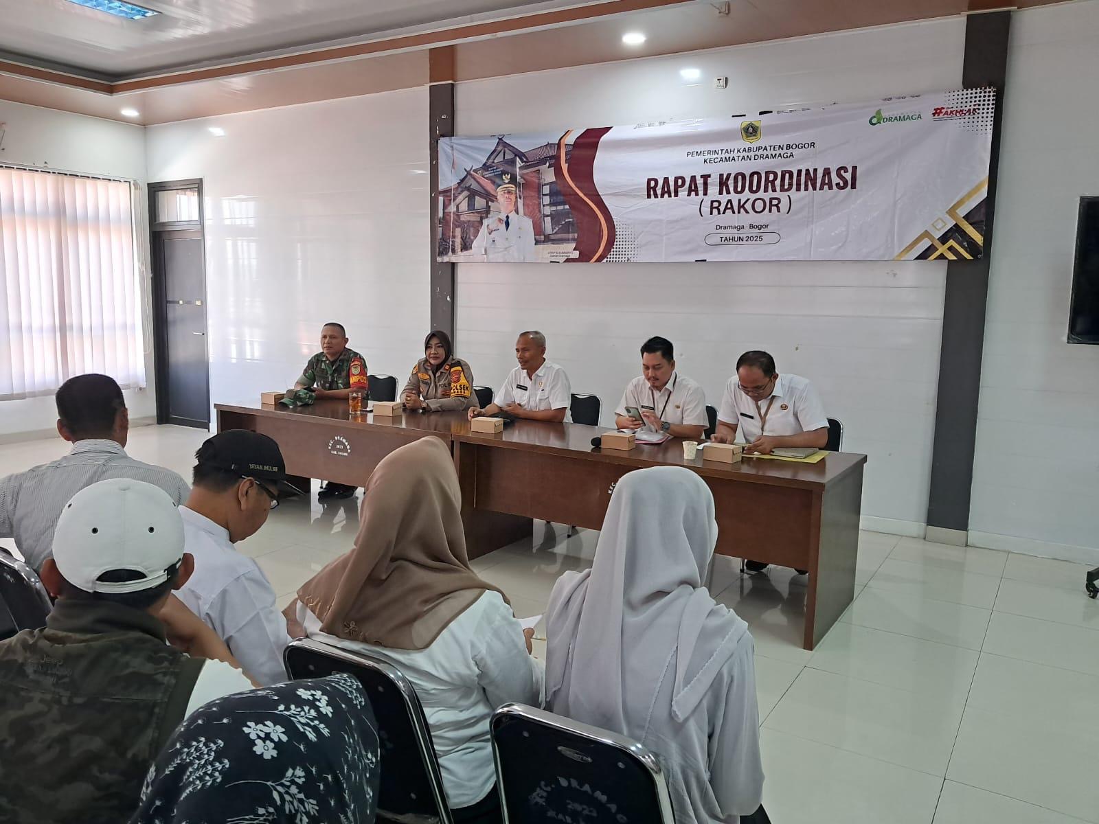 Kapolsek Dramaga Hadiri Kegiatan Rakor Pembahasan PAD dan Infrastruktur 2025 Tingkat Kecamatan Dramaga