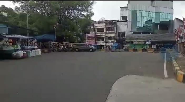 Pasar Pagi Lama Dan Asemka Lengang